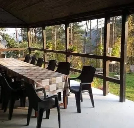 Vakantiehuis еди Zlatograd